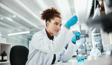 Co kryje się w kleju do tapet? Rola metylocelulozy i nowoczesnych receptur