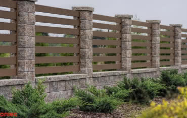 Trwałe ogrodzenie z bloczków betonowych? Oto zasady, które musisz znać